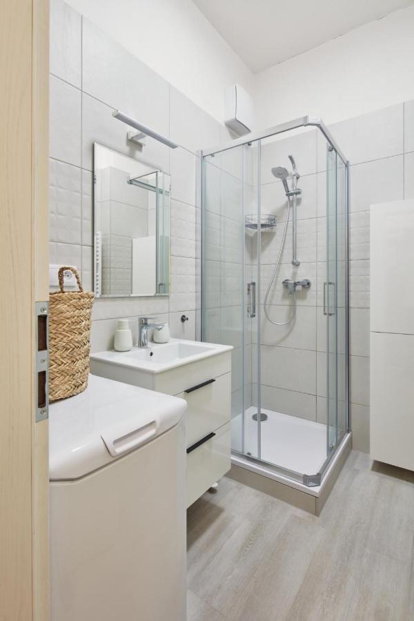 Prague Days - Stylish Apartment - Trendy Neighborhood Kültér fotó
